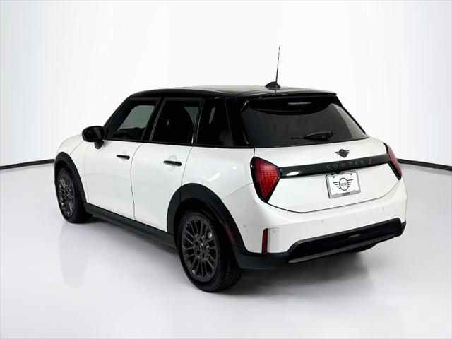 2027 MINI Cooper Hardtop Cooper S