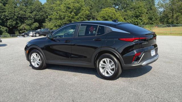 2026 Buick NV Preferred FWD