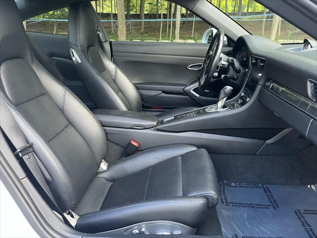 2017 Porsche 911 Carrera