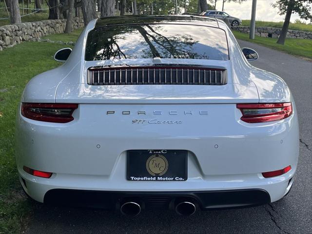 2017 Porsche 911 Carrera