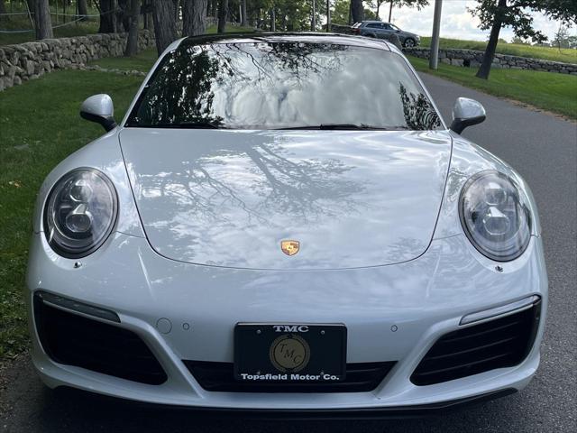 2017 Porsche 911 Carrera