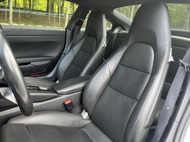 2017 Porsche 911 Carrera