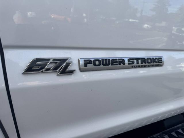 2019 Ford F-250 Lariat 4x4 4dr Crew Cab 6.8 ft. SB Pickup