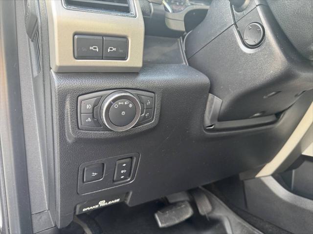 2019 Ford F-250 Lariat 4x4 4dr Crew Cab 6.8 ft. SB Pickup