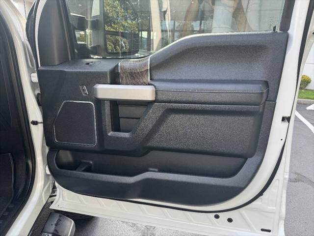2019 Ford F-250 Lariat 4x4 4dr Crew Cab 6.8 ft. SB Pickup
