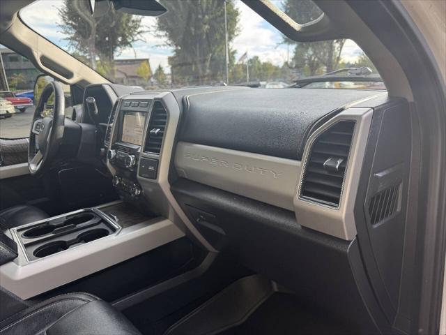 2019 Ford F-250 Lariat 4x4 4dr Crew Cab 6.8 ft. SB Pickup