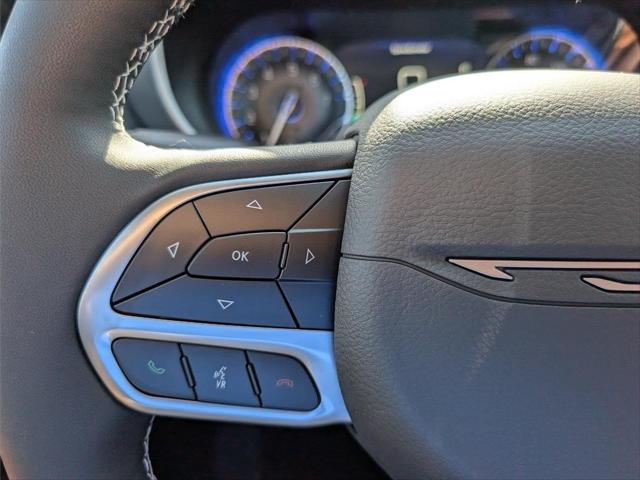 2027 Chrysler Pacifica LX