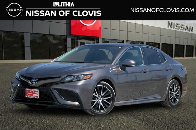 2022 Toyota Camry SE Hybrid for sale in Clovis, CA