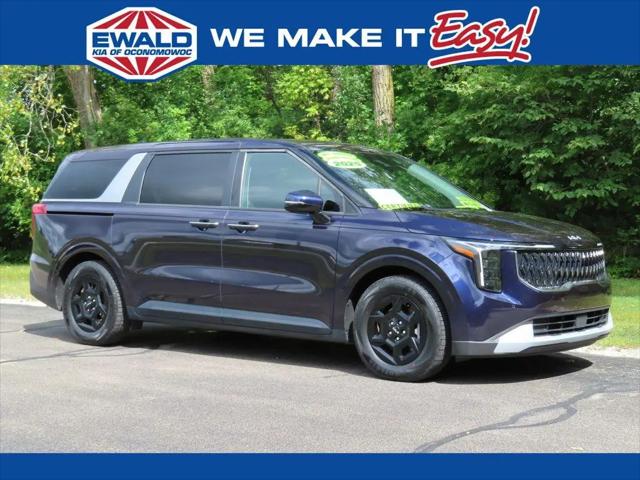 2025 Kia Carnival MPV LXS for sale in Oconomowoc, WI