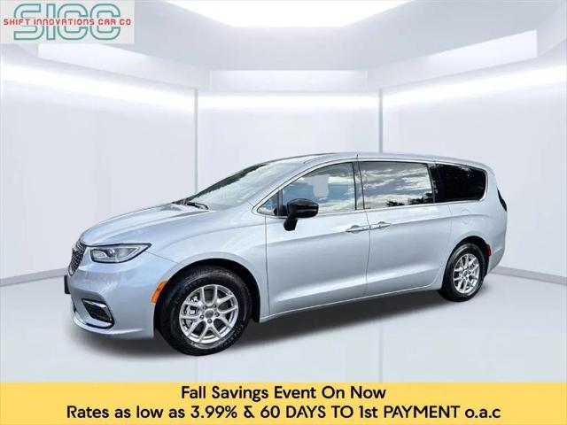 2024 Chrysler Pacifica Touring L for sale in Puyallup, WA