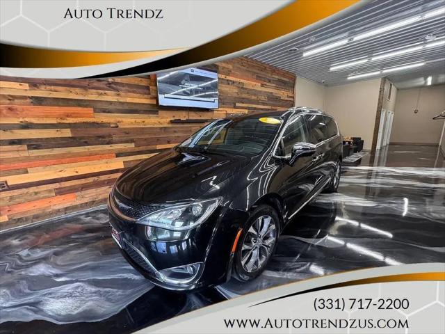 2017 Chrysler Pacifica Limited for sale in Oswego, IL