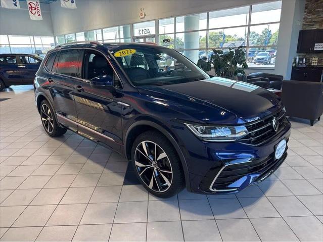 2022 Volkswagen Tiguan 2.0T SEL R-Line for sale in Kenosha, WI