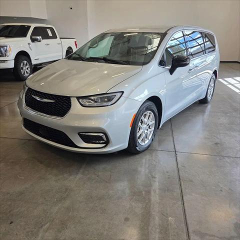 2024 Chrysler Pacifica Touring L for sale in Chandler, AZ