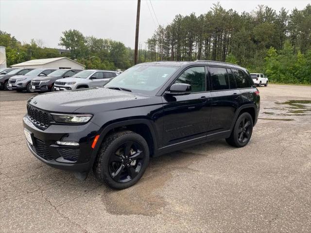 2024 Jeep Grand Cherokee Limited 4x4 for sale in Hibbing, MN