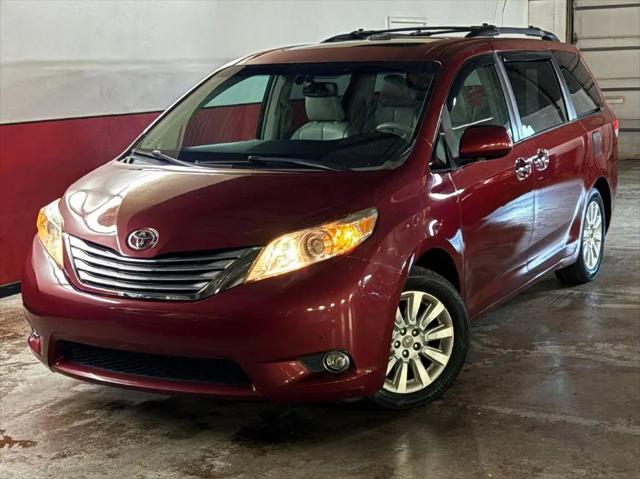 2011 Toyota Sienna Limited for sale in Eden Prairie, MN