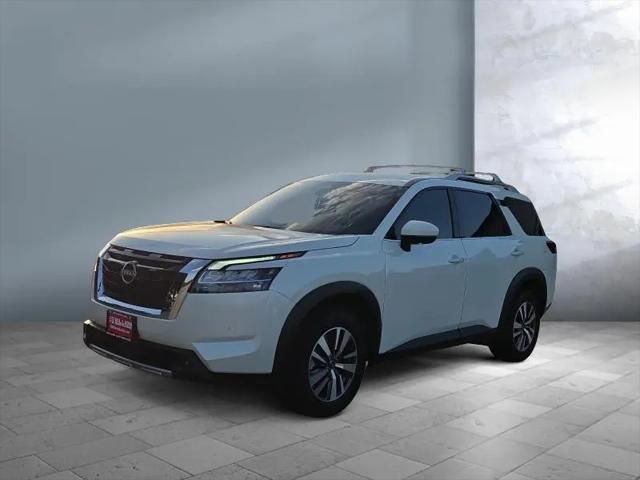 2023 Nissan Pathfinder SL 4WD for sale in Iowa City, IA