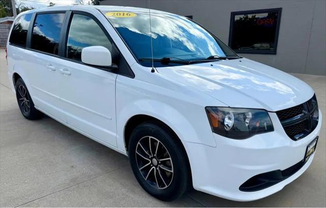 2016 Dodge Grand Caravan SE Plus for sale in Sedalia, MO