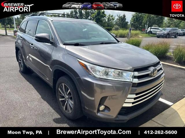 2018 Toyota Highlander XLE for sale in Moon Twp, PA