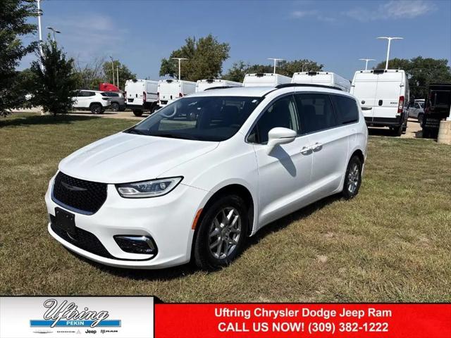 2021 Chrysler Pacifica Touring for sale in North Pekin, IL