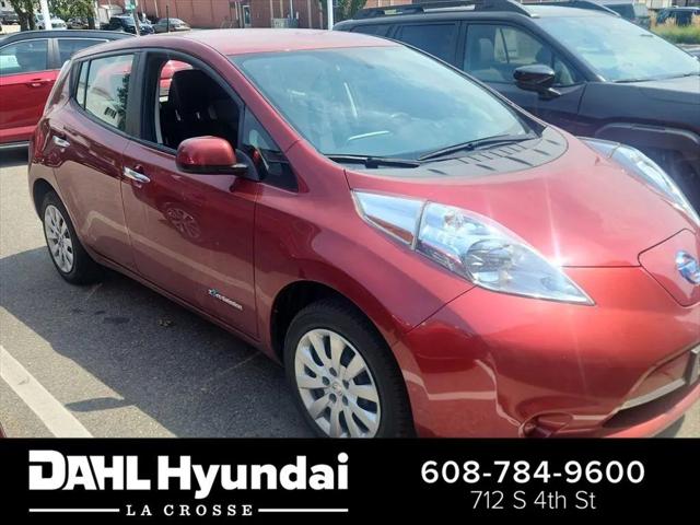 2015 Nissan LEAF S for sale in La Crosse, WI