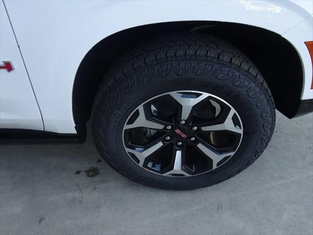2026 GMC Yukon 4WD AT4