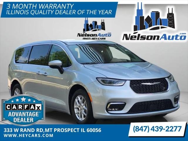 2023 Chrysler Pacifica Touring L for sale in Mt Prospect, IL