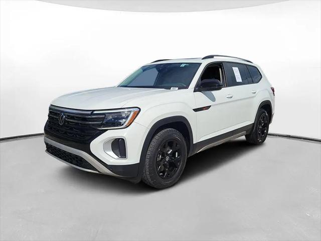 2024 Volkswagen Atlas 2.0T Peak Edition SE w/Technology for sale in Vero Beach, FL