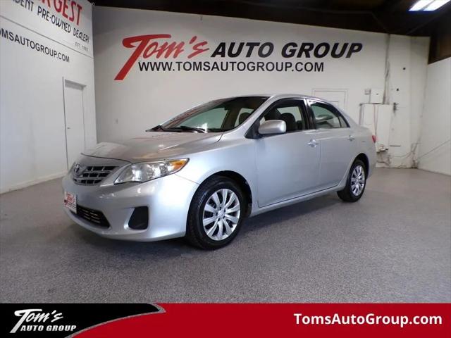 2013 Toyota Corolla LE for sale in Des Moines, IA