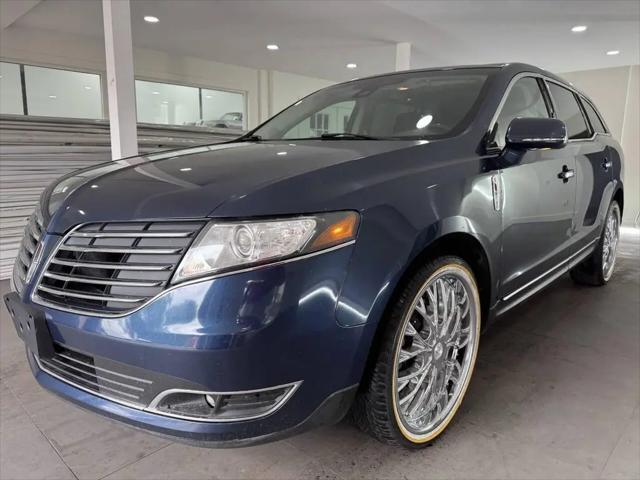2017 Lincoln MKT Base 4dr Crossover for sale in Uniontown, OH