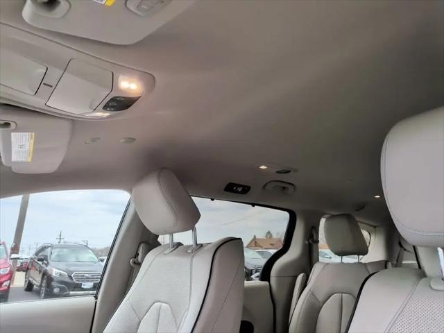 2020 Chrysler Pacifica Hybrid Limited