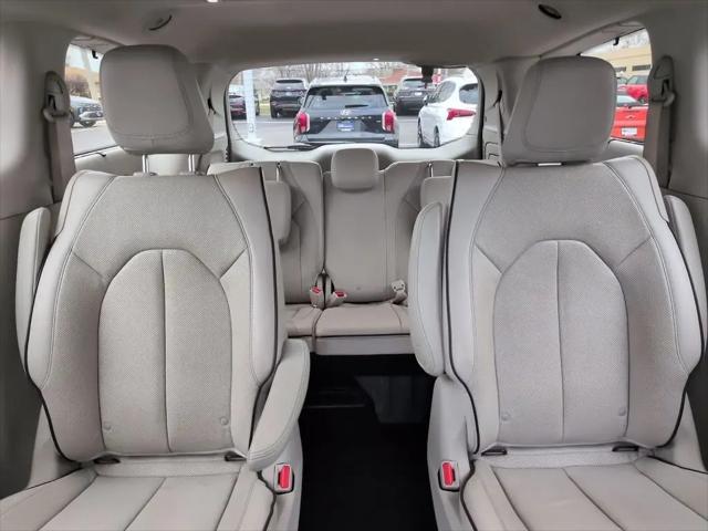 2020 Chrysler Pacifica Hybrid Limited