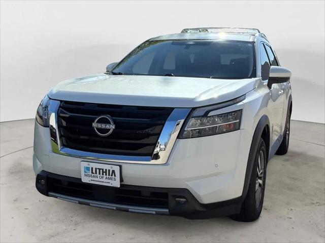 2023 Nissan Pathfinder SL 4WD for sale in Ames, IA