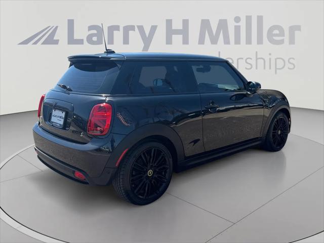 2023 MINI SE Hardtop Cooper
