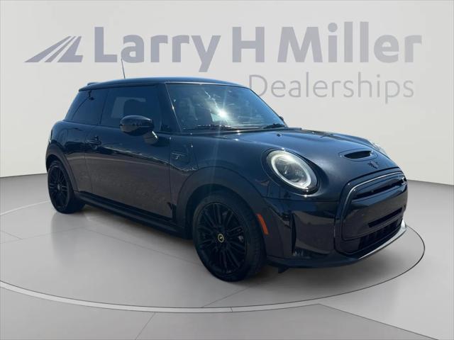 2023 MINI SE Hardtop Cooper