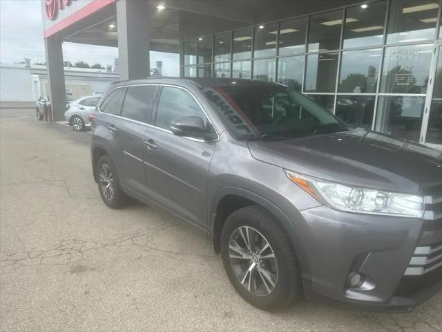 2018 Toyota Highlander LE Plus for sale near Miamisburg, OH
