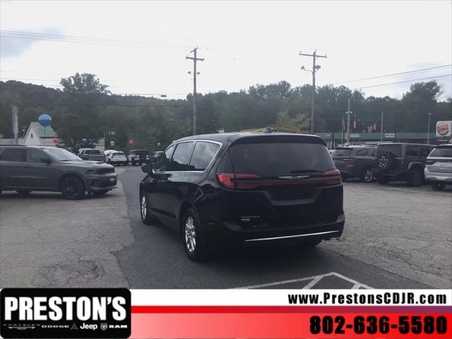 2024 Chrysler Pacifica Touring L