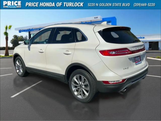2017 Lincoln MKC Select
