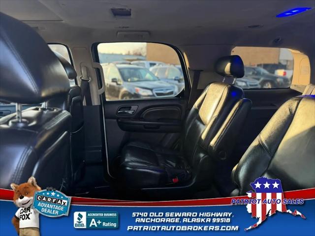 2010 Cadillac Escalade Standard
