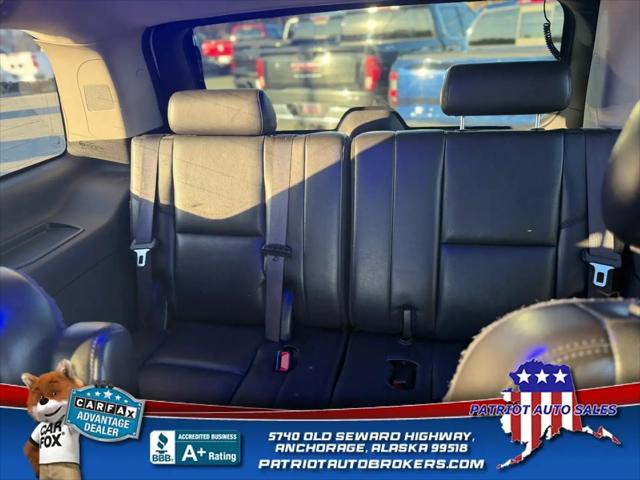 2010 Cadillac Escalade Standard