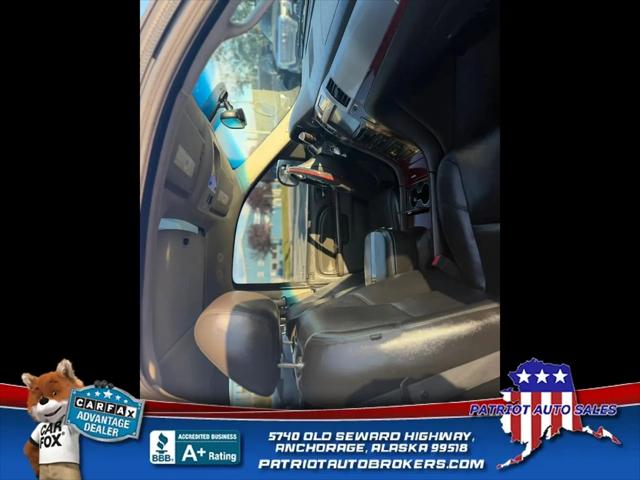 2010 Cadillac Escalade Standard