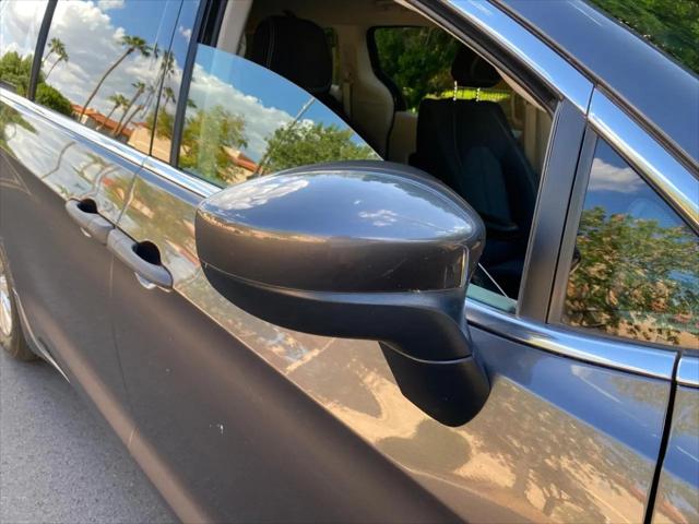 2021 Chrysler Voyager L