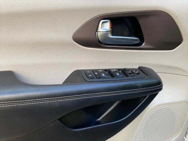 2021 Chrysler Voyager L
