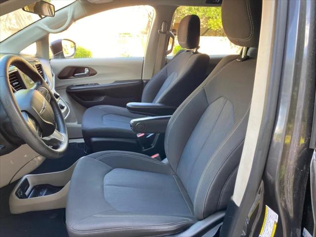 2021 Chrysler Voyager L