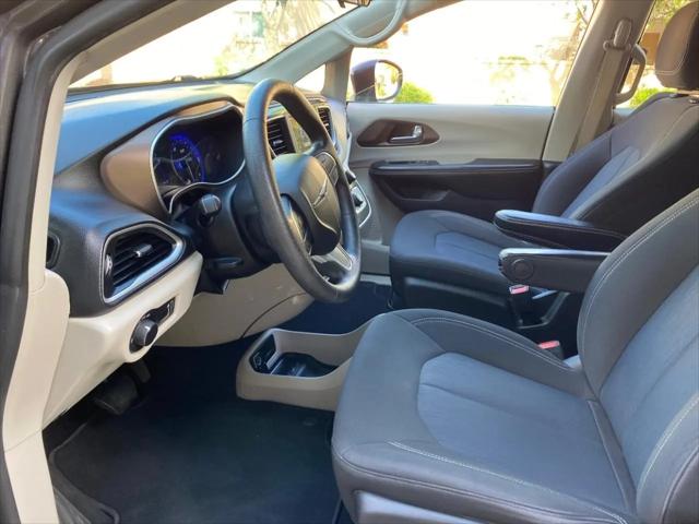 2021 Chrysler Voyager L