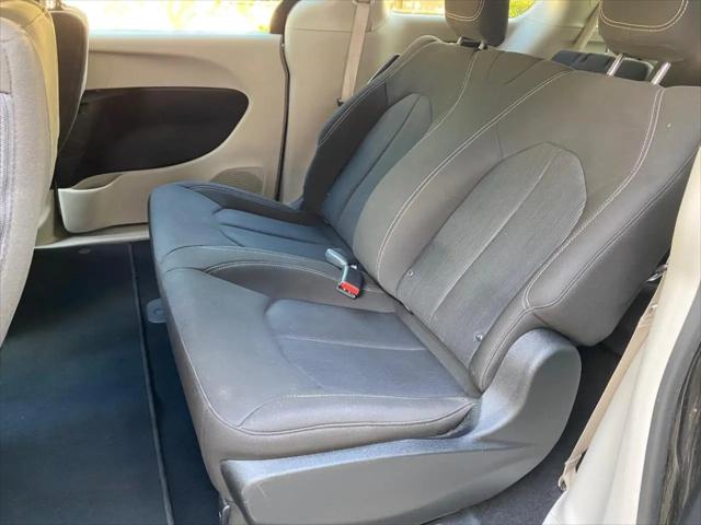 2021 Chrysler Voyager L