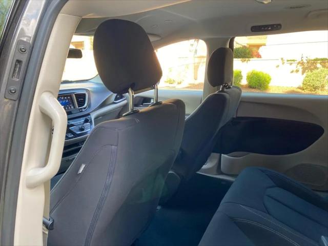2021 Chrysler Voyager L