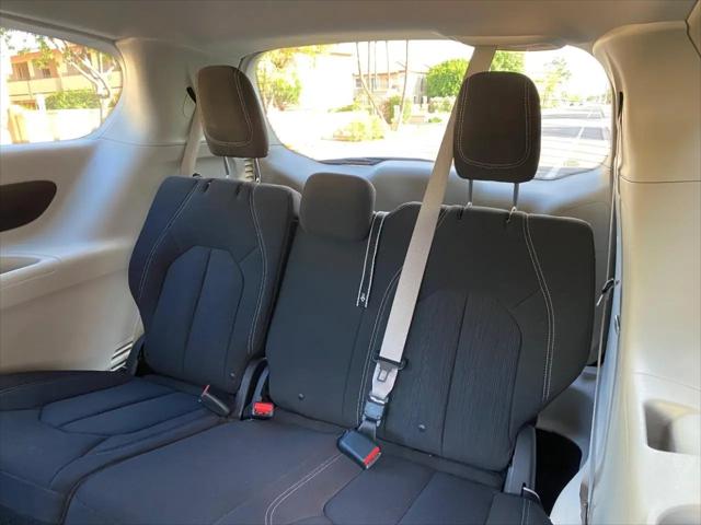 2021 Chrysler Voyager L