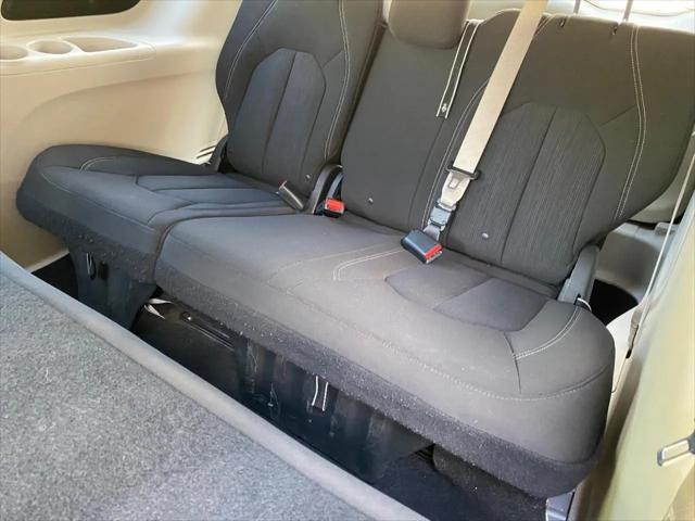 2021 Chrysler Voyager L