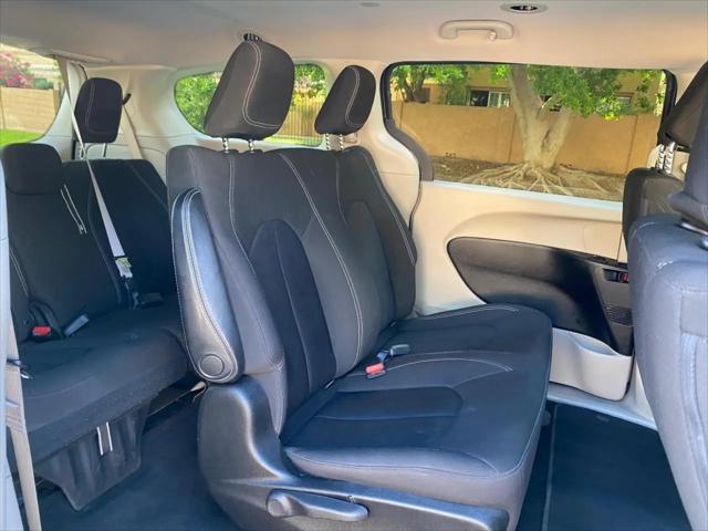2021 Chrysler Voyager L