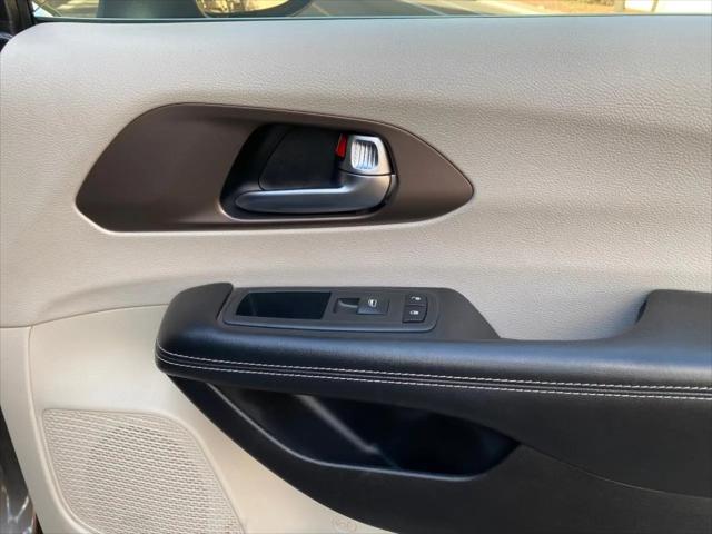 2021 Chrysler Voyager L